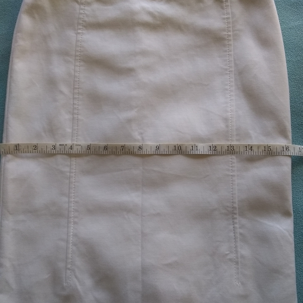 Christian Dior Boutique White Pencil  Skirt size 4. - Picture 9 of 12